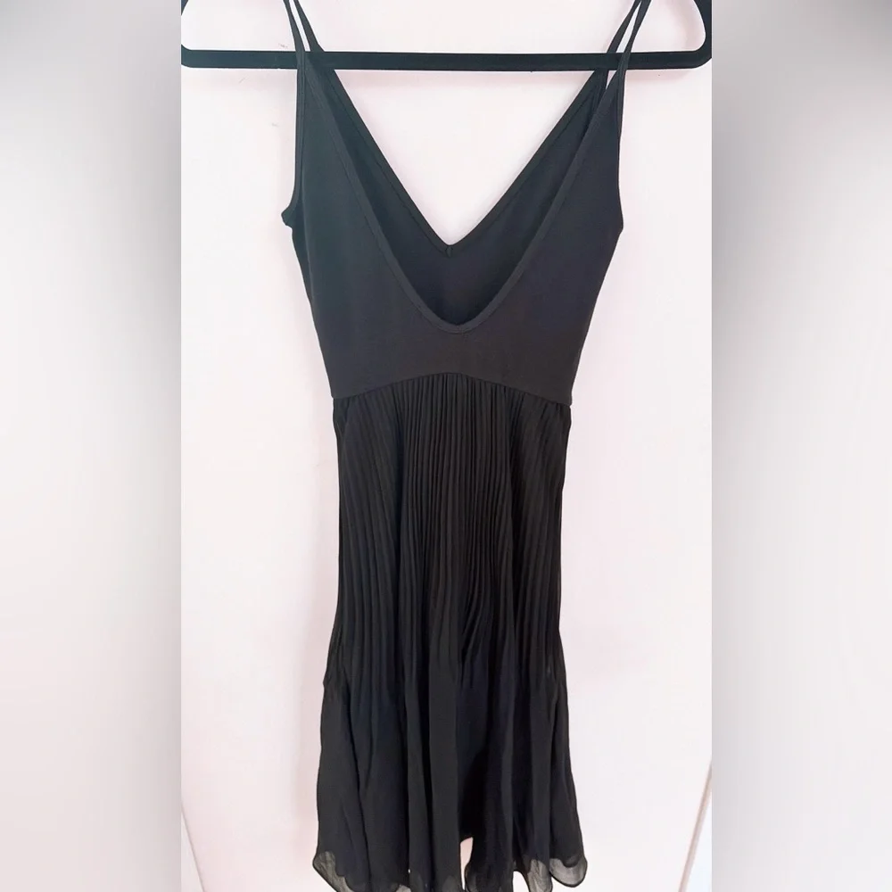 Aritzia Wilfred Daphnee Dress - Picture 4 of 9